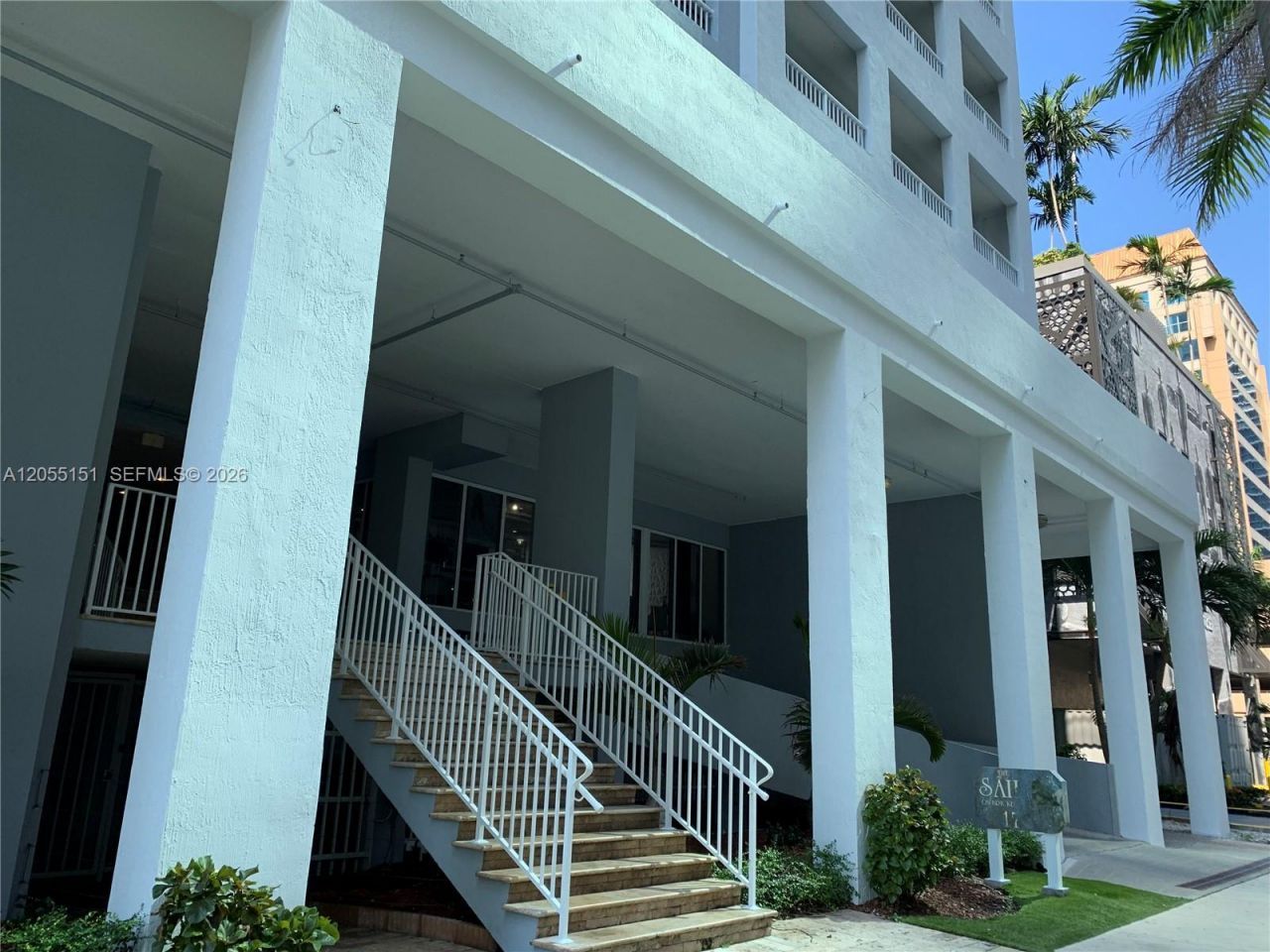 170 SE 14th St, Unit 1402, Miami, FL 33131 Photo