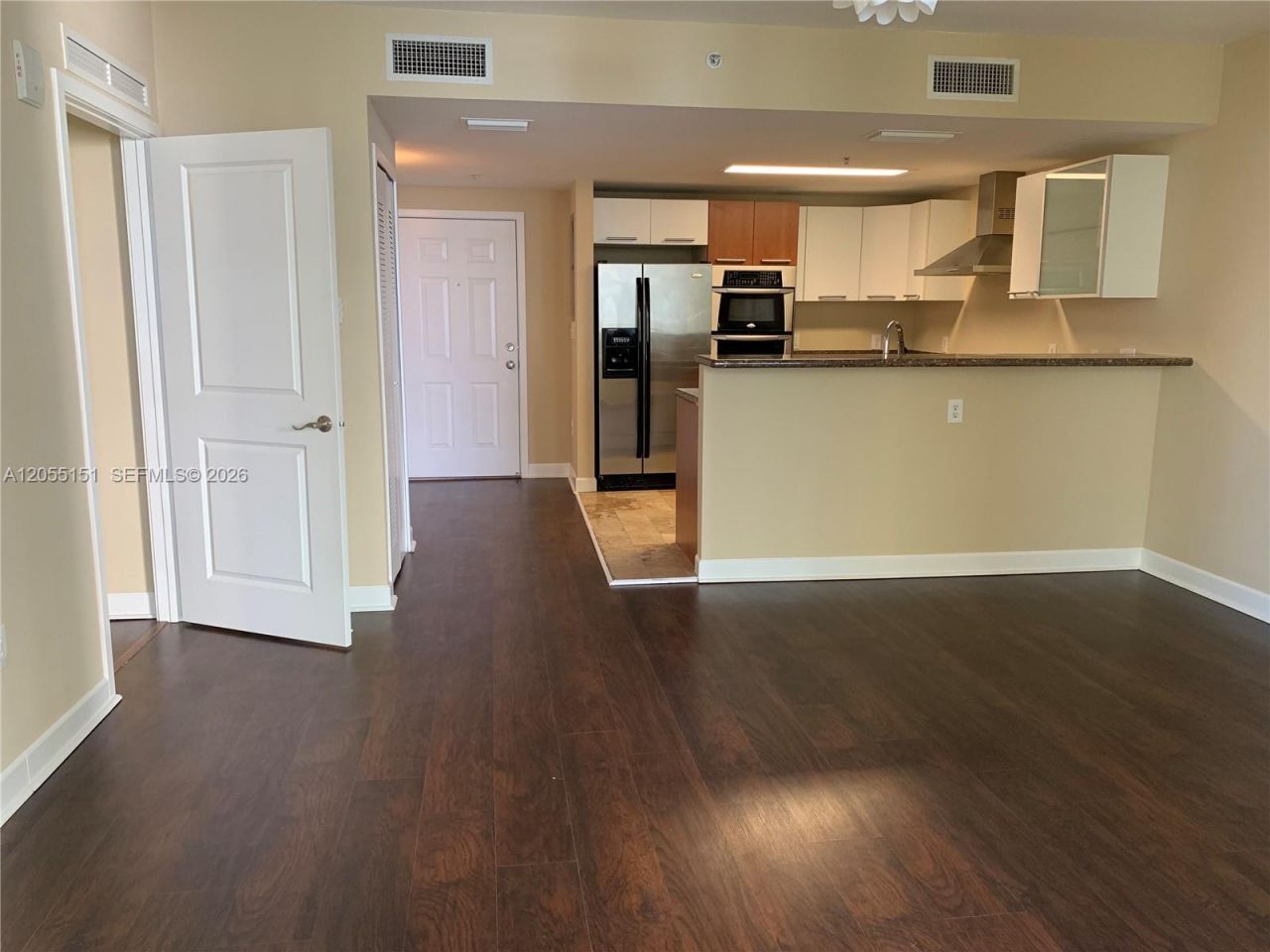 170 SE 14th St , Unit 1402, Miami, FL 33131 Photo