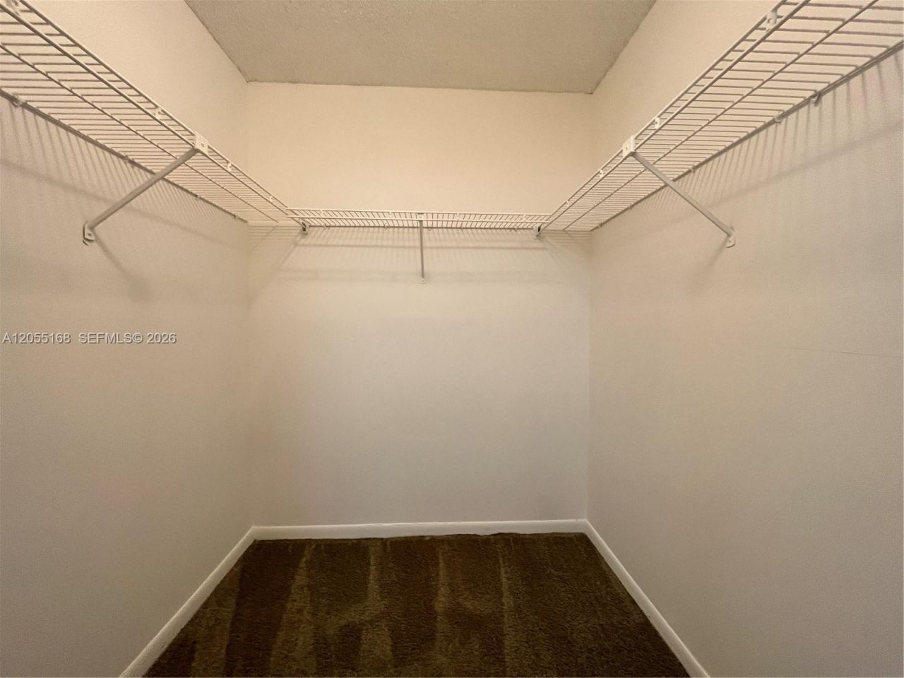 701 N Pine Island Rd, Unit 202, Plantation, FL 33324 Photo