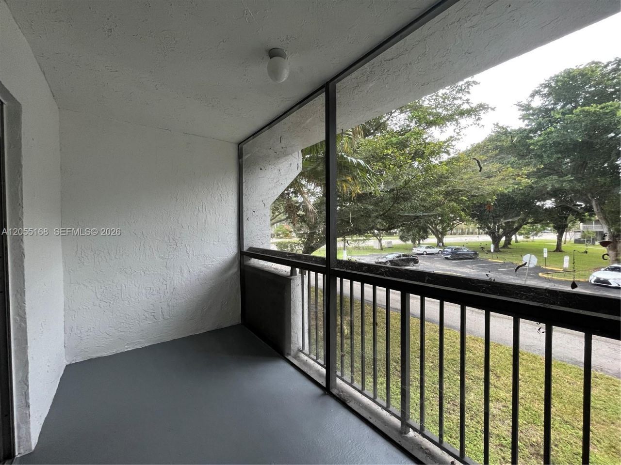 701 N Pine Island Rd, Unit 202, Plantation, FL 33324 Photo