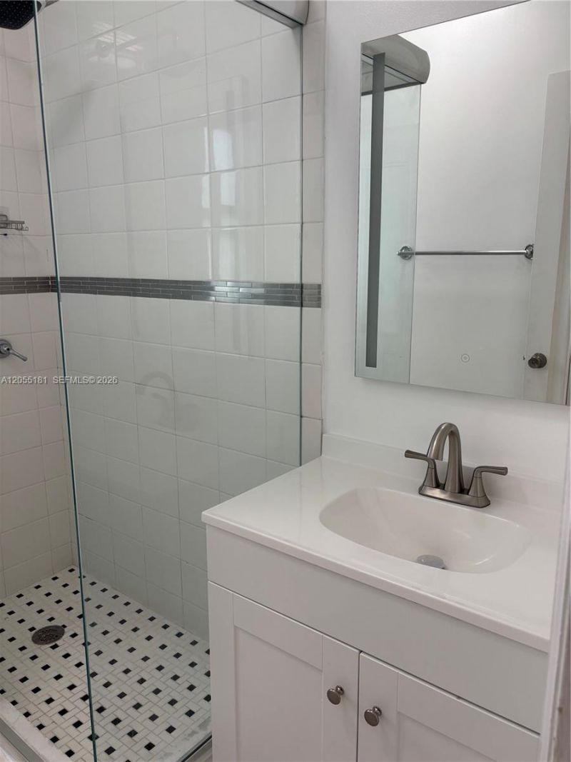 6410 SW 63rd Ct, Unit ., South Miami, FL 33143 Photo
