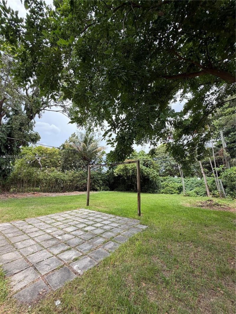 6410 SW 63rd Ct, Unit ., South Miami, FL 33143 Photo