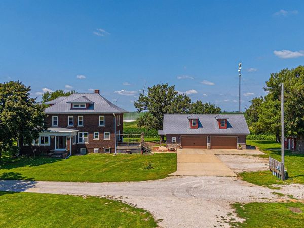 1328 County Road 2375 E, El Paso, IL 61738
