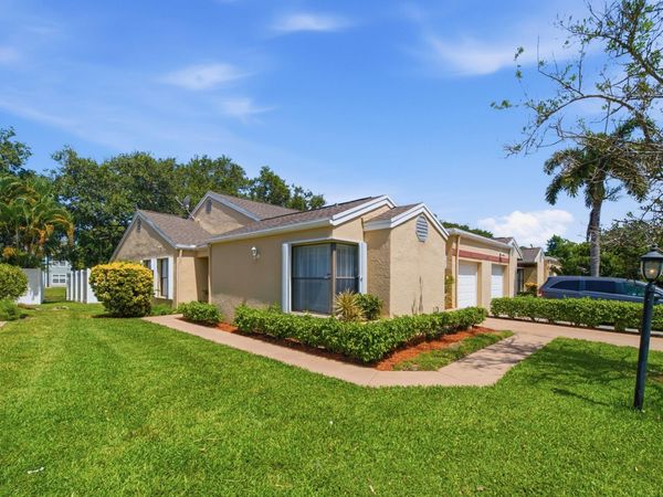 4561 DISCOVERY Lane, Unit 13, West Palm Beach, FL 33417