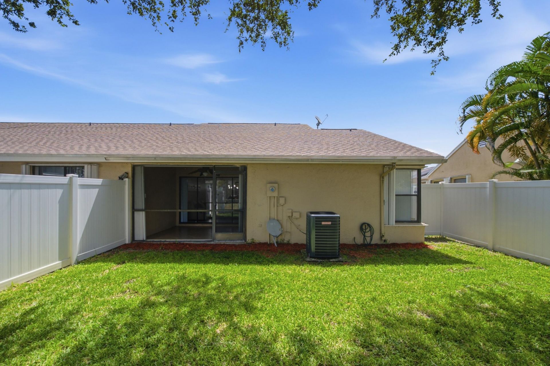 4561 Discovery Lane, Unit 13, West Palm Beach, FL 33417 Photo