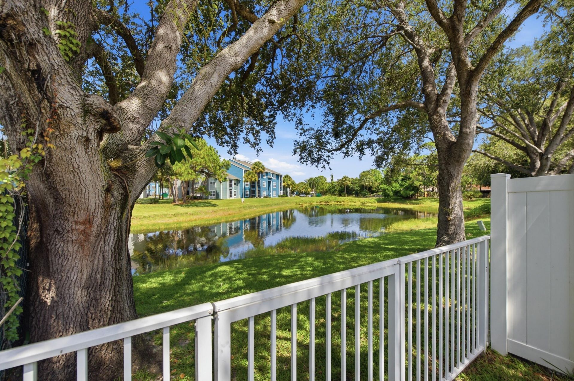 4561 Discovery Lane, Unit 13, West Palm Beach, FL 33417 Photo