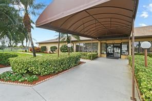 4561 Discovery Lane, Unit 13, West Palm Beach, FL 33417 Photo