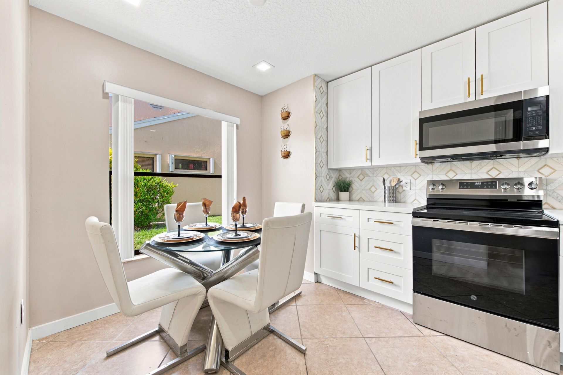 4561 Discovery Lane, Unit 13, West Palm Beach, FL 33417 Photo