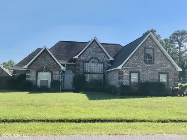 6805 Dickens Way Drive, Ocean Springs, MS 39564