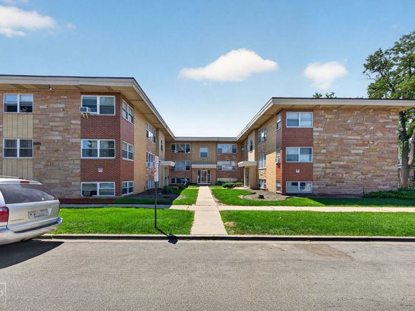 7545 W Belden Avenue , Unit 3, Elmwood Park, IL 60707
