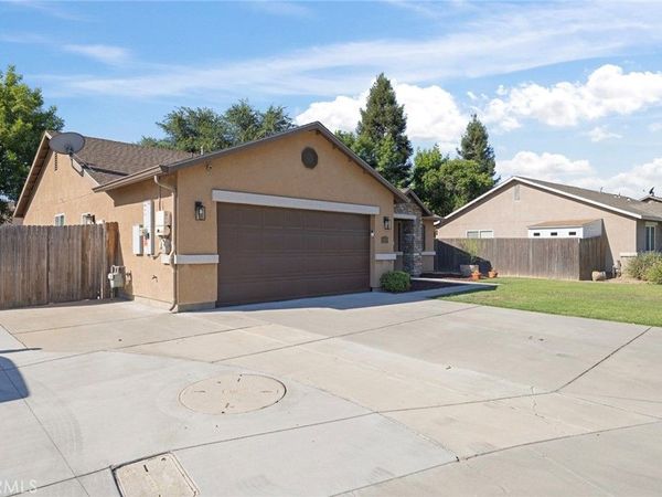 2629 W Brooke Court , Visalia, CA 93291