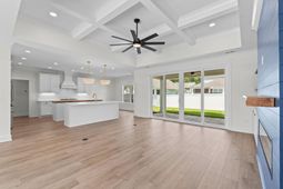 2836 Mcleod Ln.  photo 4