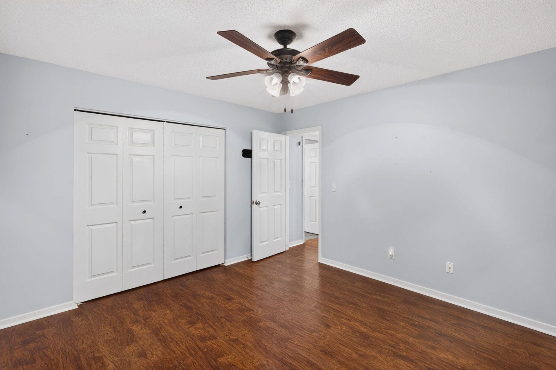 202 Birmingham Drive Photo 16
