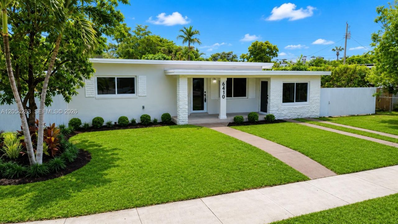 6410 SW 17th St , West Miami, FL 33155 Photo
