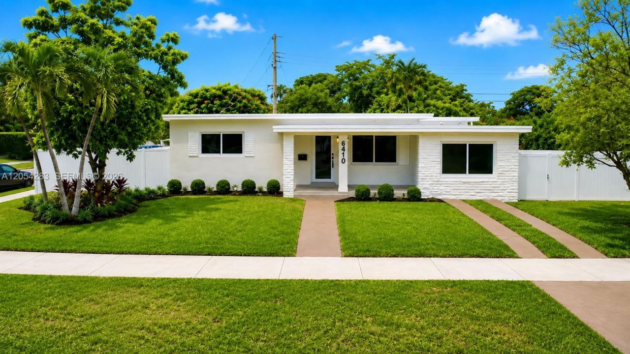 6410 SW 17th St , West Miami, FL 33155 Photo
