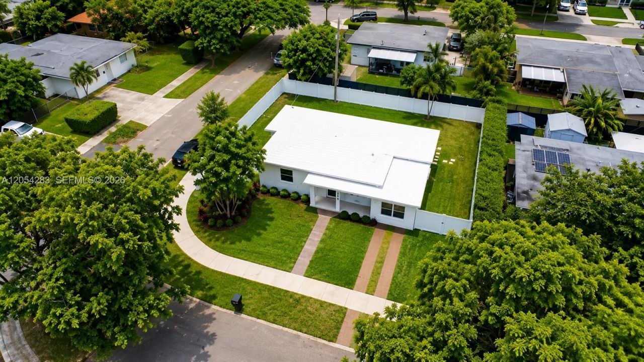 6410 SW 17th St , West Miami, FL 33155 Photo
