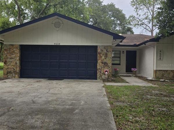 4608 NETHERWOOD DRIVE , TAMPA, FL 33624