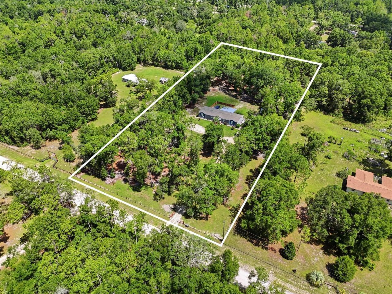 12185 198th Terrace, O Brien, FL 32071 Photo