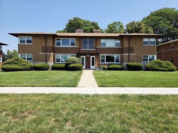 1431 BALMORAL Avenue, Unit 2S, Westchester, IL 60154