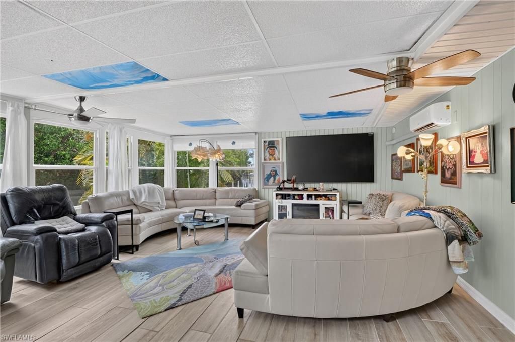 14633 Paul Revere Loop, North Fort Myers, FL 33917 Photo