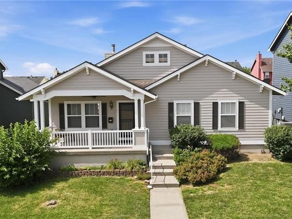1251 SW Arbormill Terrace, Lee's Summit, MO 64082