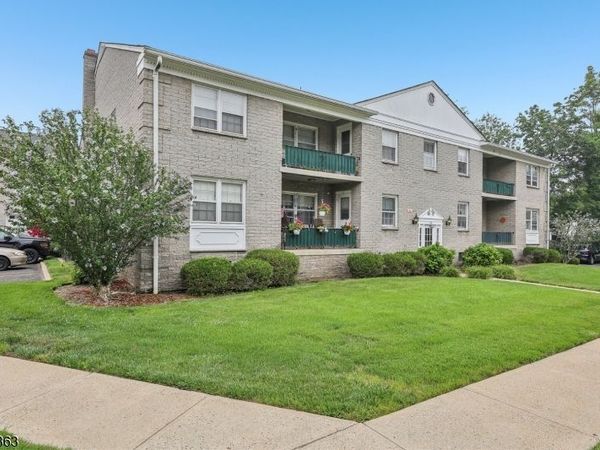 135 S Maple Ave, Unit 137D, Ridgewood, NJ 07450