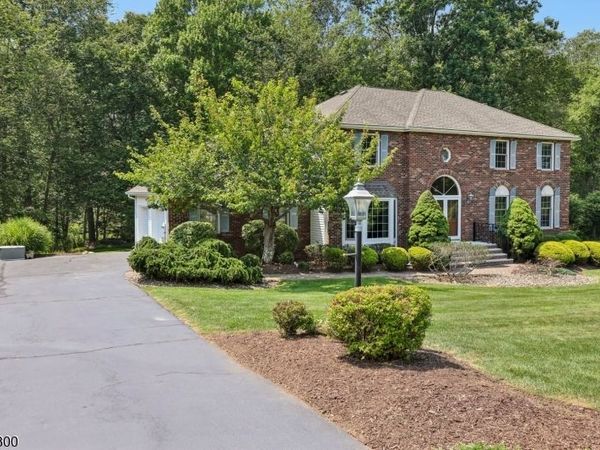25 Bedminster Rd, Randolph, NJ 07869