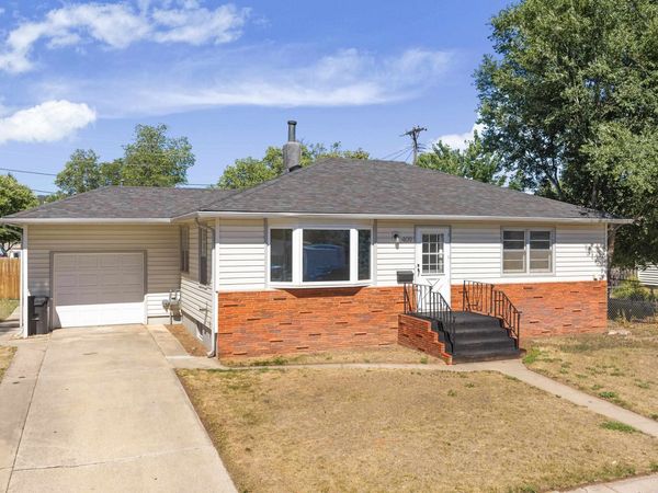 409 41st St, Rapid City, SD 57702