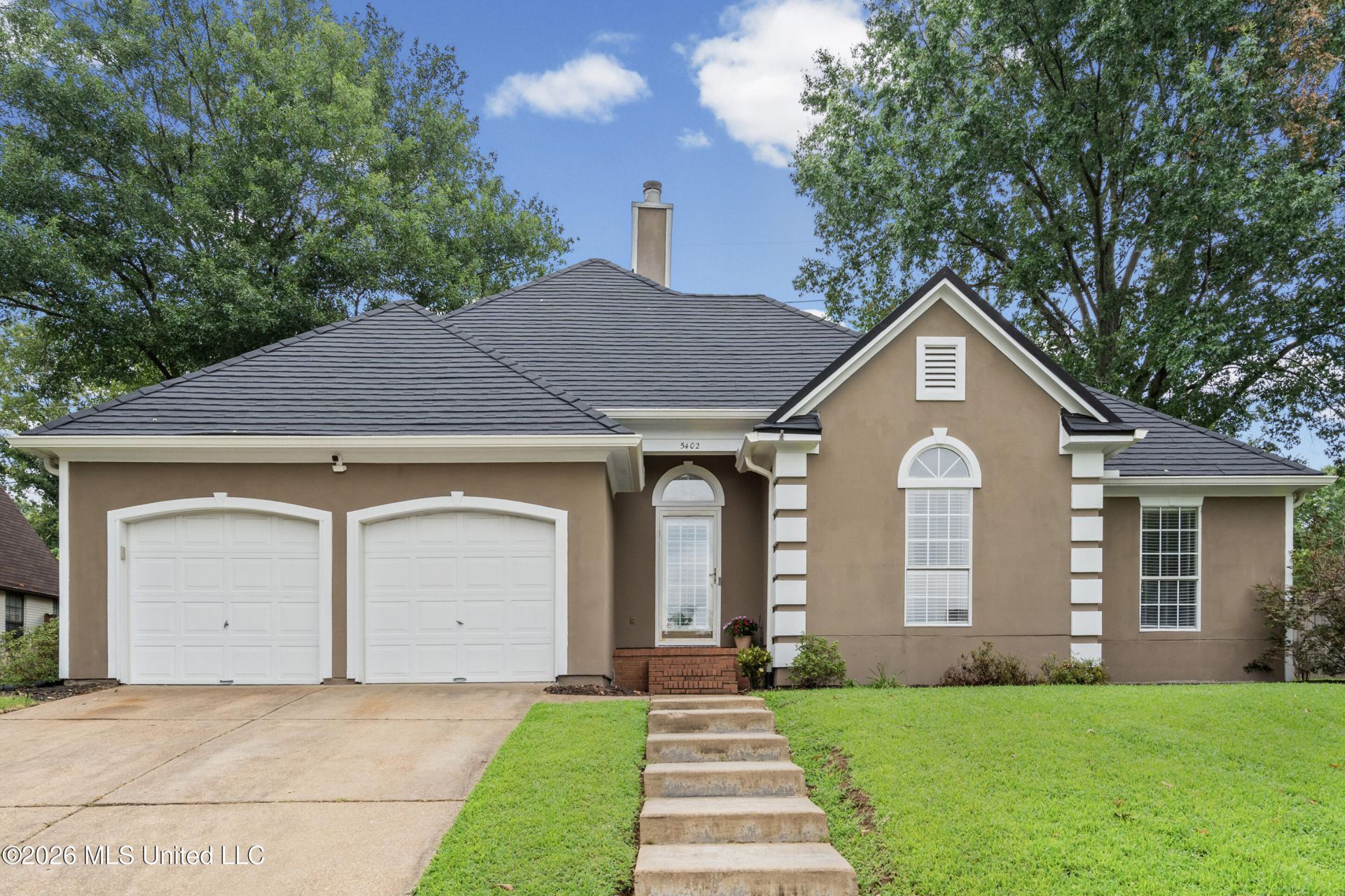 5402 Peach Trail Drive, Southaven, MS 38671 Main Photo