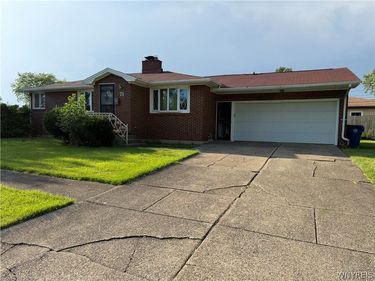 71 Carmen Road, Buffalo, NY 14226