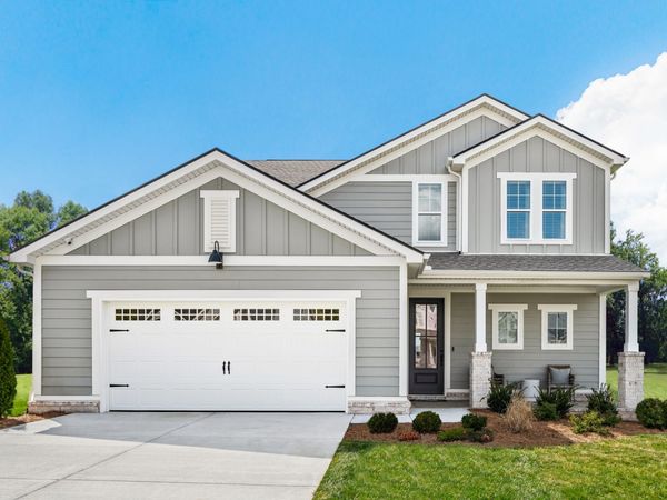 1924 Hildebrand Lane, Columbia, TN 38401