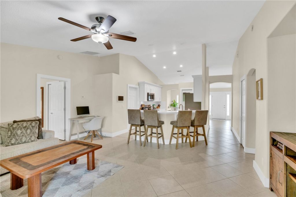 145 36th Court Sw, Vero Beach, FL 32968 Photo