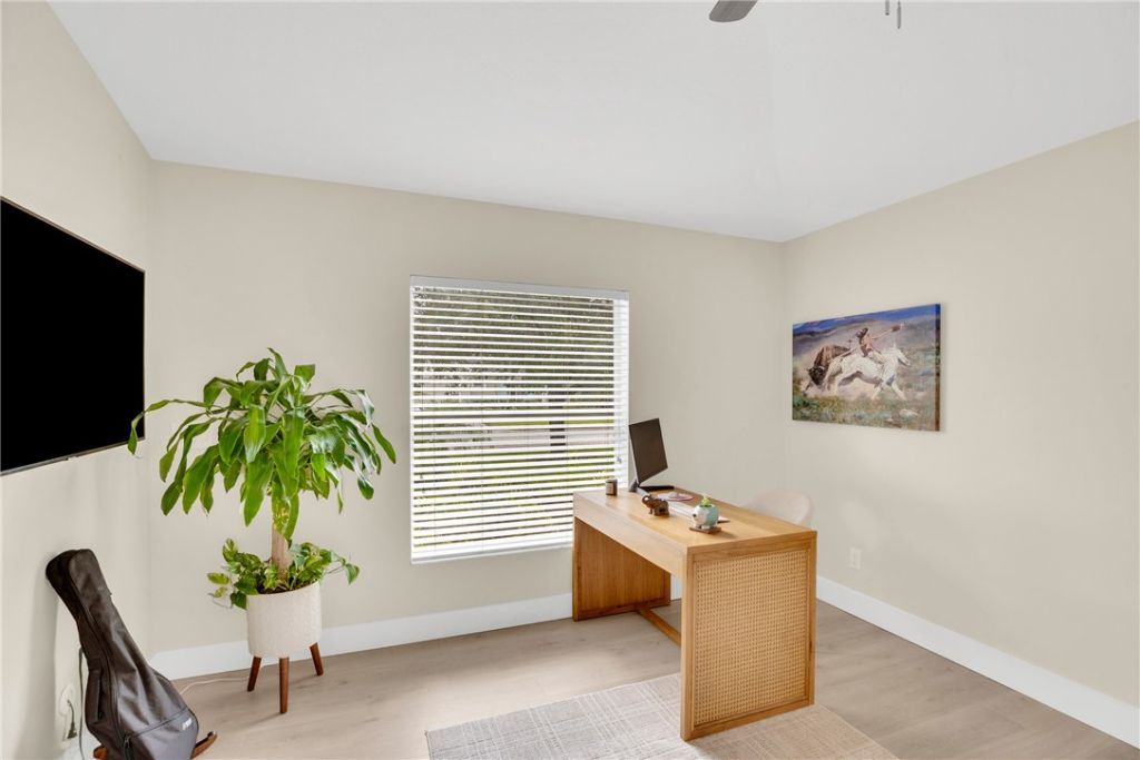 145 36th Court Sw, Vero Beach, FL 32968 Photo