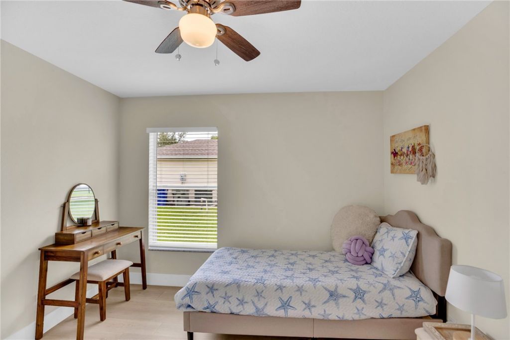 145 36th Court Sw, Vero Beach, FL 32968 Photo