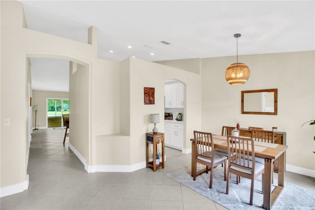 145 36th Court Sw, Vero Beach, FL 32968 Photo