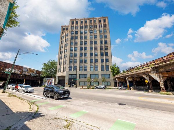 1550 S Blue Island Avenue , Unit 613, Chicago, IL 60608