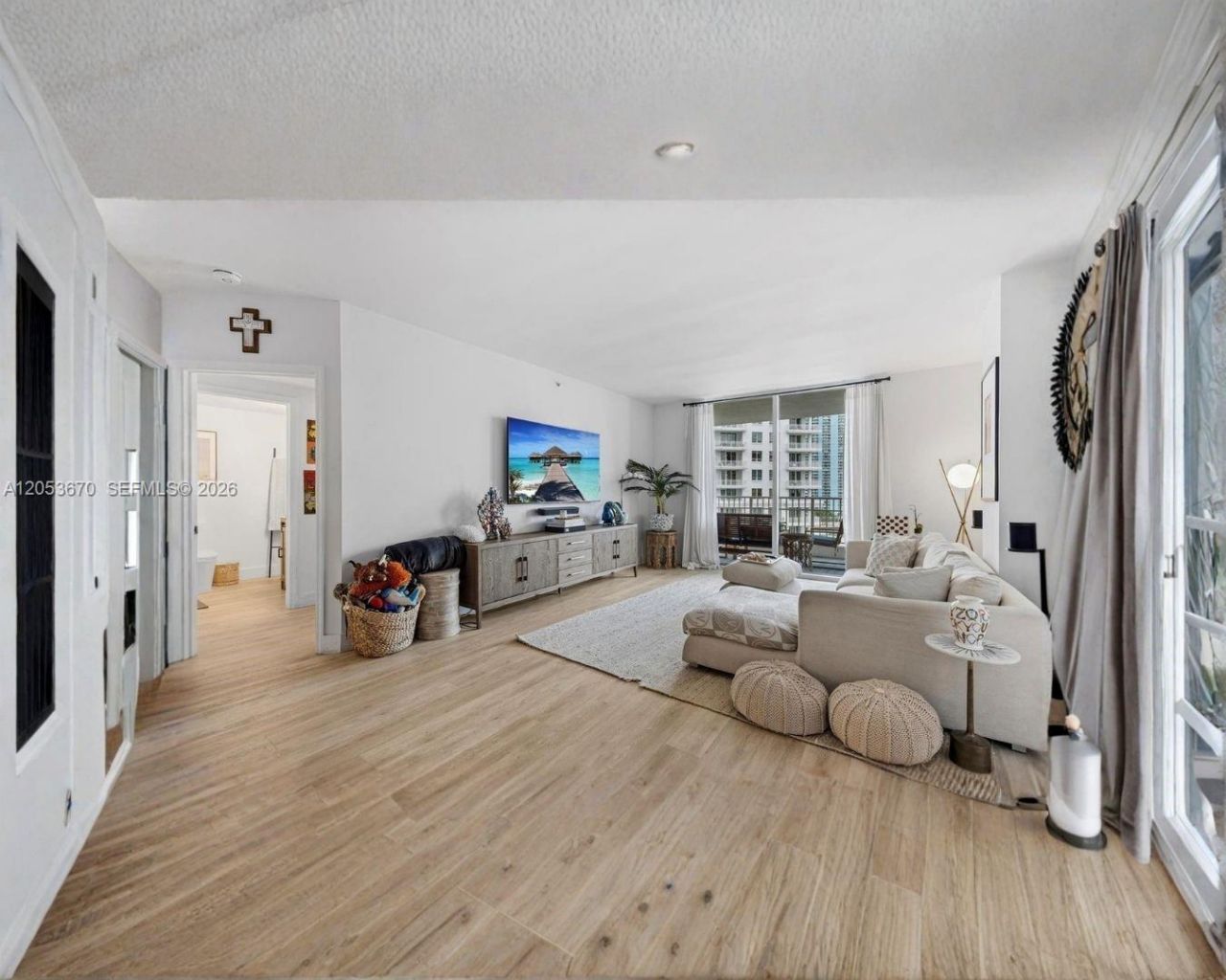 701 Brickell Key Blvd, Unit 1106, Miami, FL 33131 Photo