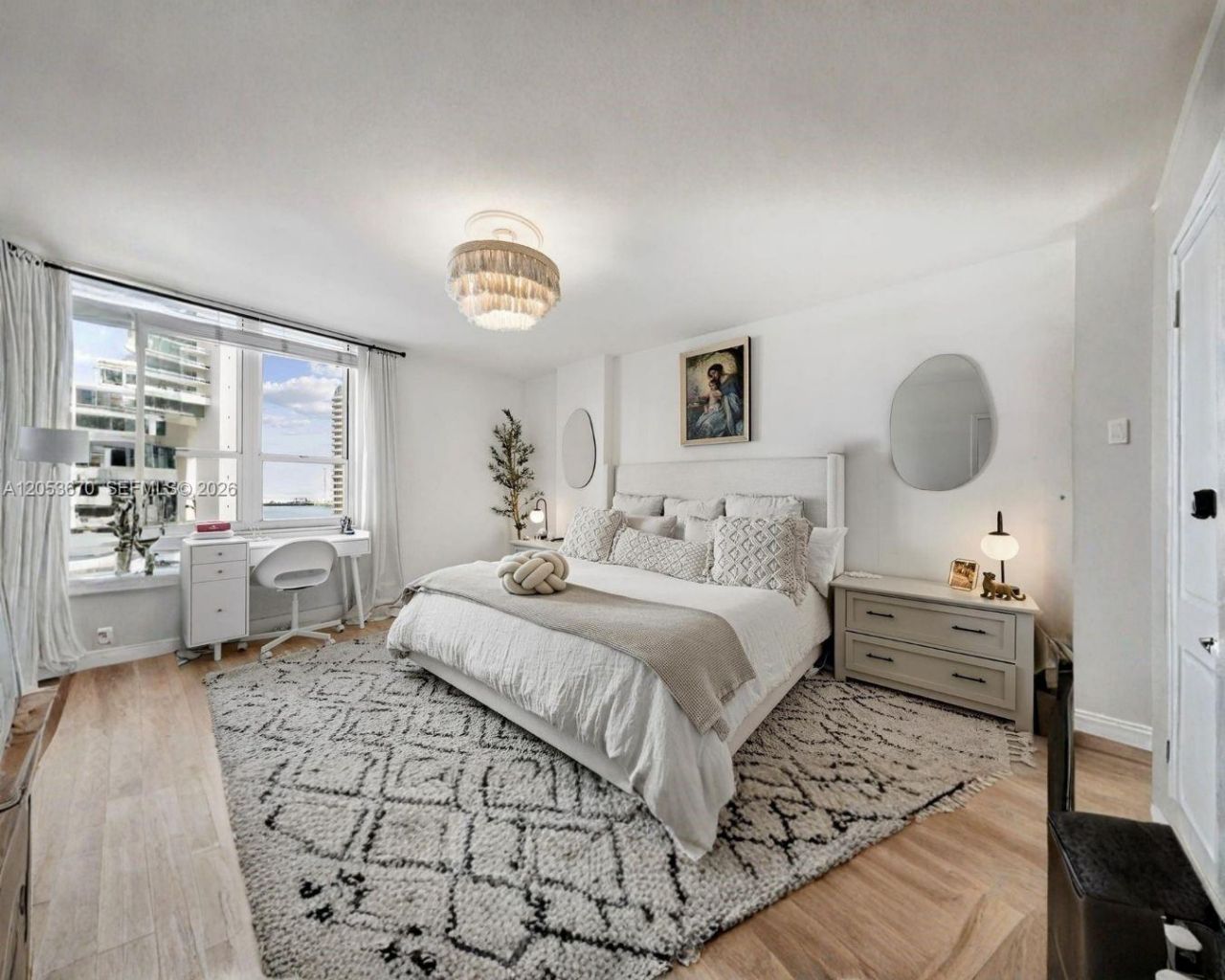 701 Brickell Key Blvd, Unit 1106, Miami, FL 33131 Photo