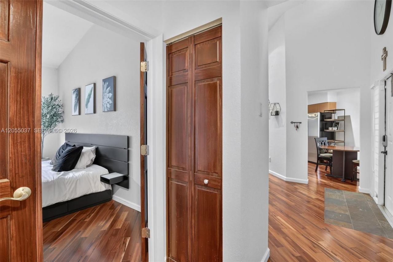 381 NW 94th Ter , Plantation, FL 33324 Photo
