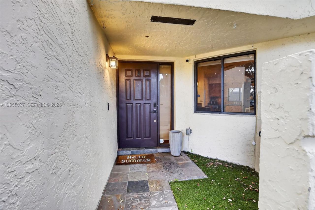 381 NW 94th Ter , Plantation, FL 33324 Photo