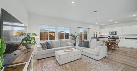 7563 Plump Jack Lane, Reno, NV 89506 Photo
