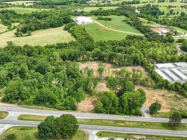 1083 West Lynchburg Salem Turnpike, Bedford, VA 24523