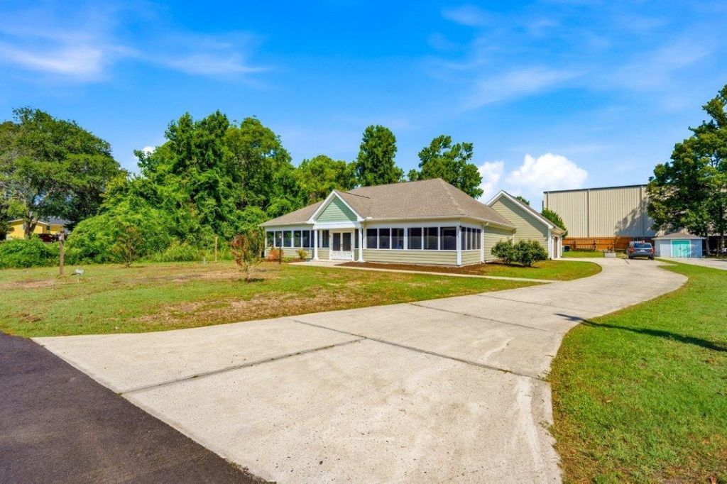 121 Willard St.  Photo 42