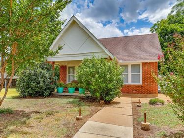 2529 Chicago Avenue, Fort Worth, TX 76103