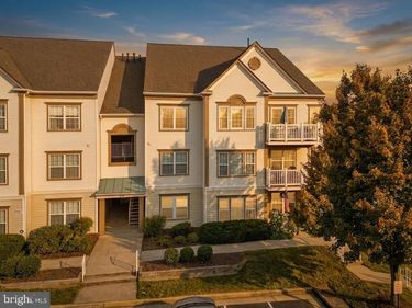 21851 LOCOMOTIVE TERRACE, Unit 301, STERLING, VA 20166