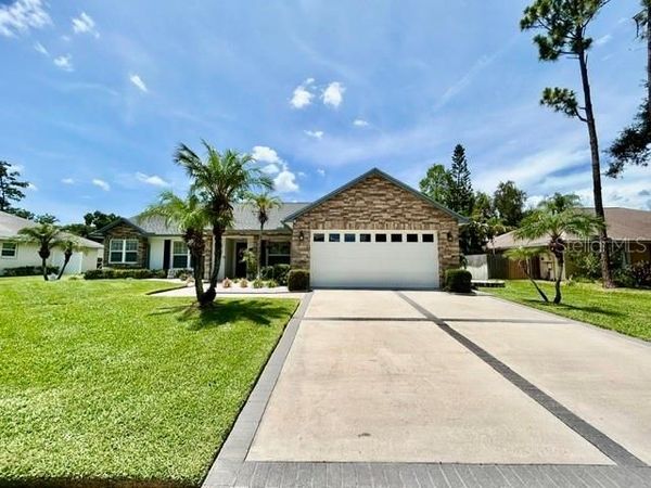 15116 N ROUNDUP DRIVE , TAMPA, FL 33624