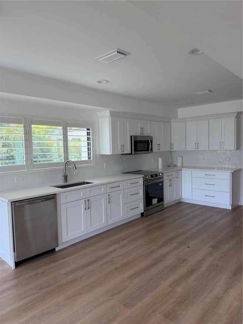 105 Augusta Avenue, Palm Harbor, FL 34683 Photo