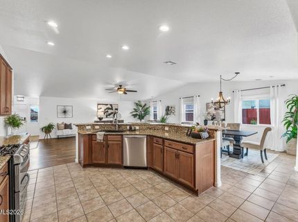 2298 Cygnus Way, Sparks, NV 89441 Photo