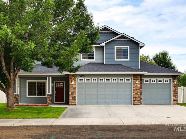 3839 N Cool River Way, Meridian, ID 83646
