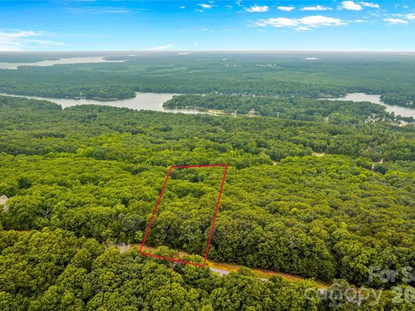 2261 Sierra Trace Road , Denton, NC 27239